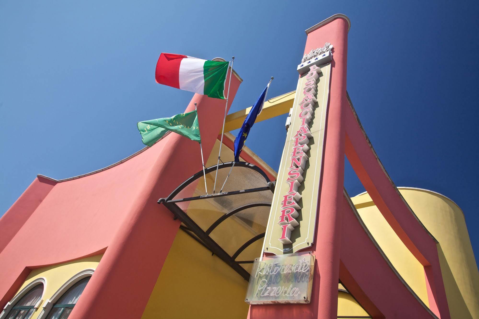 Lo Scacciapensieri Hotel & Restaurant Monteroni di Lecce Dış mekan fotoğraf