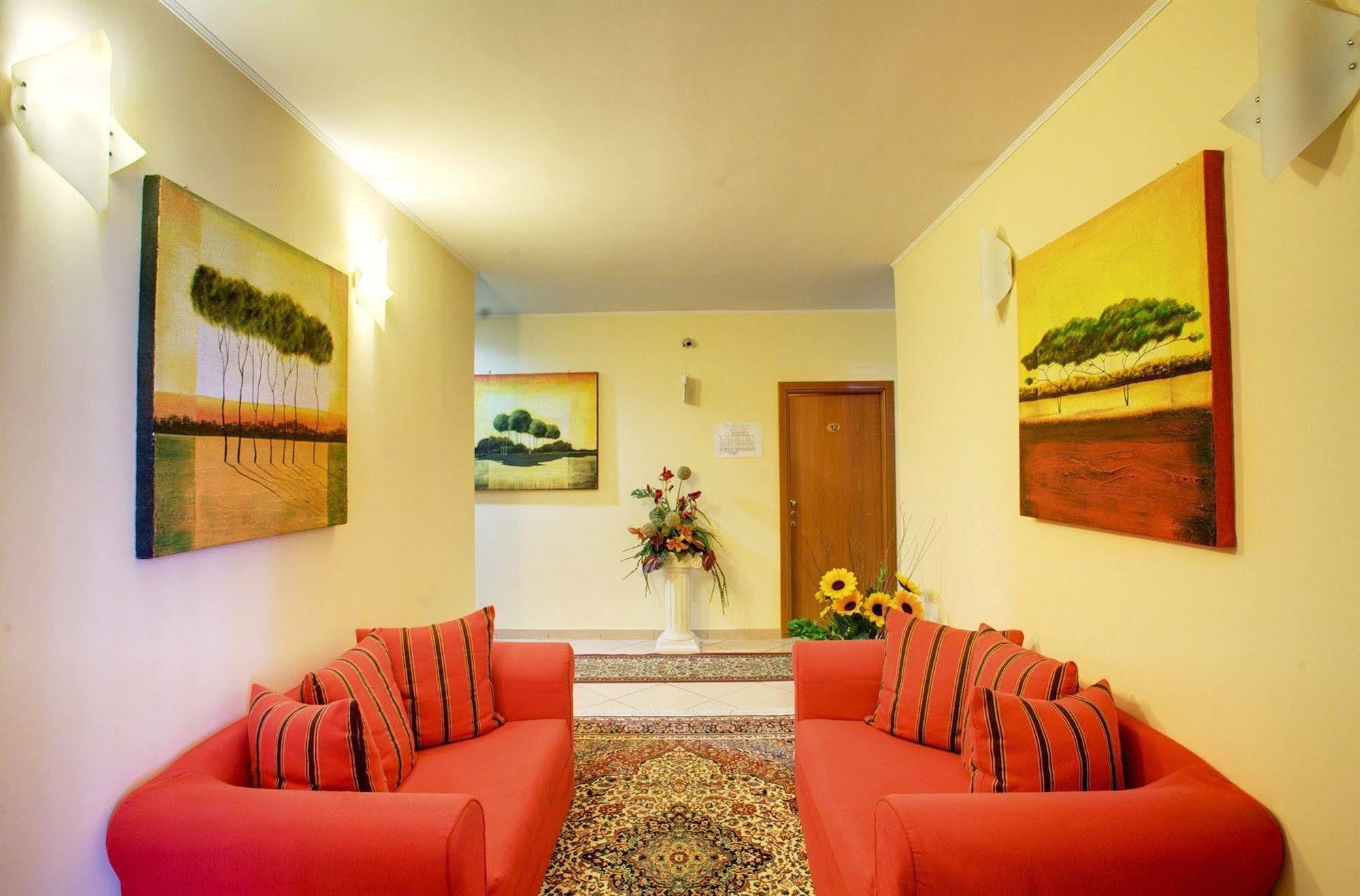 Lo Scacciapensieri Hotel & Restaurant Monteroni di Lecce Dış mekan fotoğraf